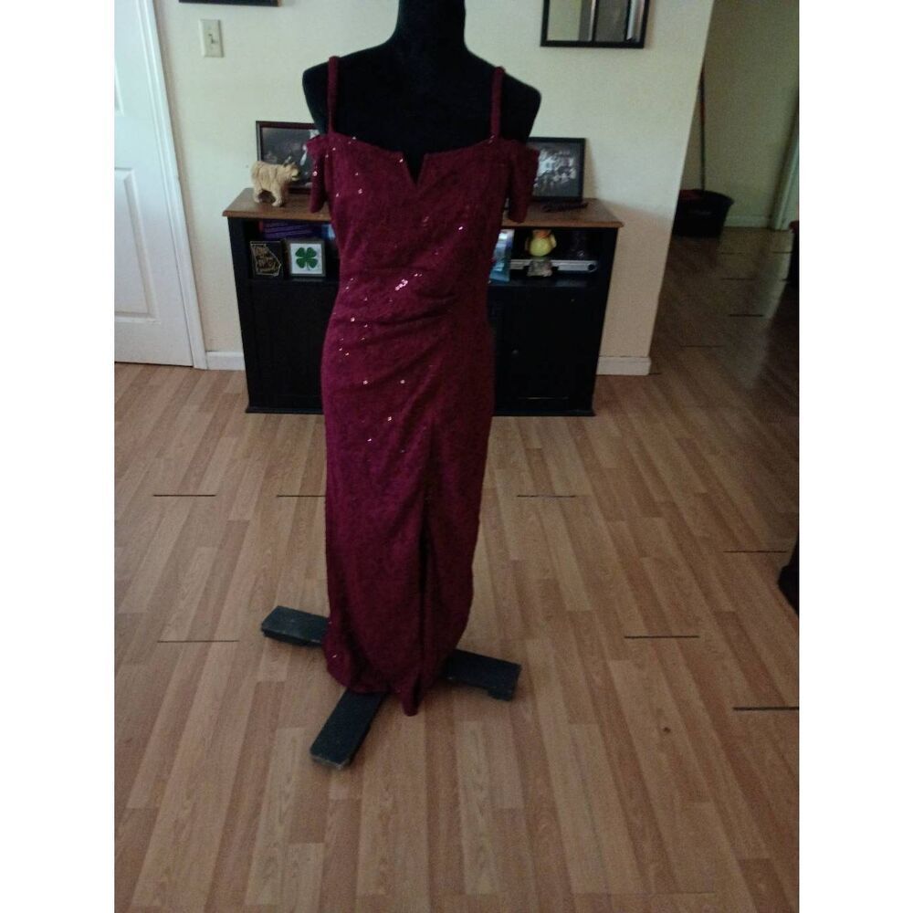 Medium Candalite Burgandy Spaghetti Strap Off Shoulder Special Occasion Dress